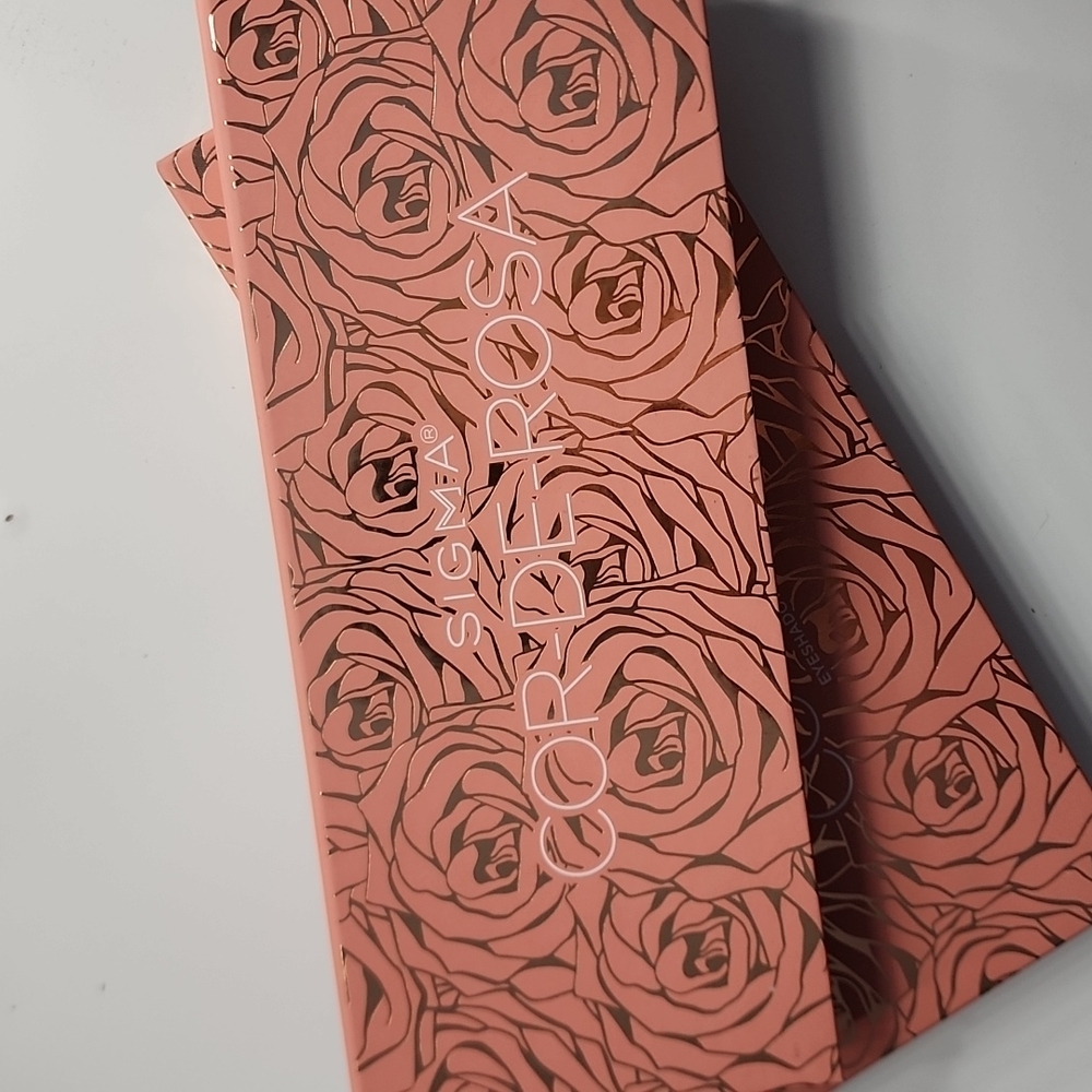 Sigma Beauty Cor de rosa palette